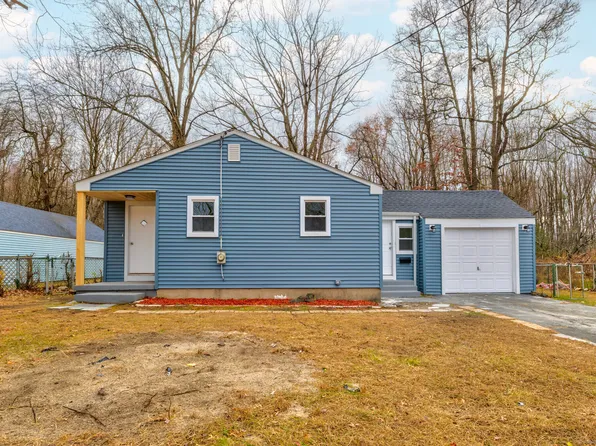 119 East Pershing Street, Bloomfield, CT 06002