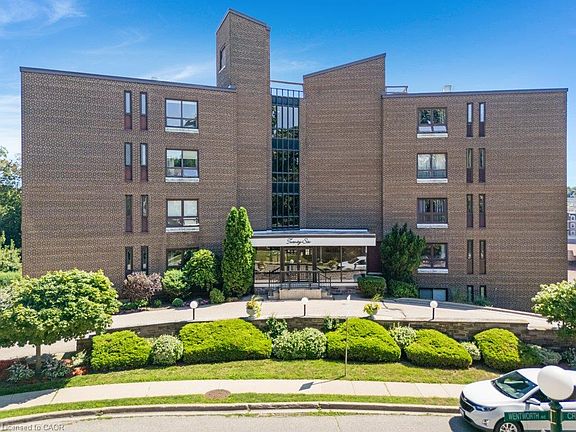 2nd image of 26 Wentworth Ave #2