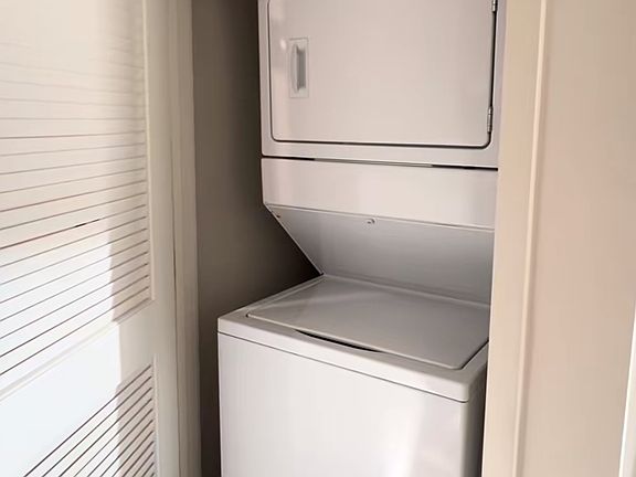 5th image of 9530 Reseda Blvd #202