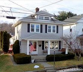 1st image of 205 N Green St