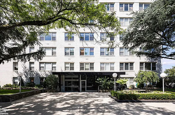 Rented by Brown Harris Stevens | media 15