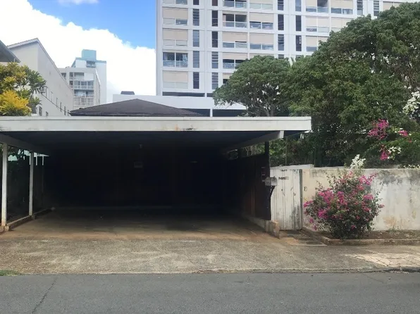 1146 Davenport St, Honolulu, HI 96822