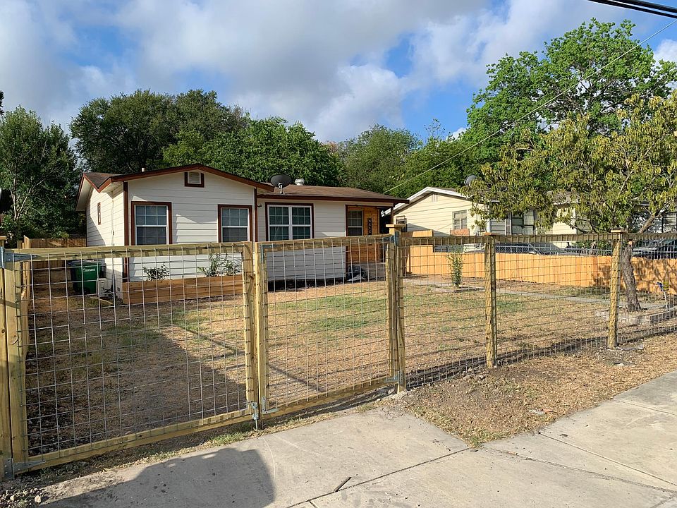 1st image of 2050 Lamar St