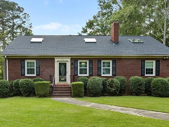 505 Watford Ave, Greenwood, SC 29649