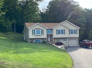262 Vista View Ln, East Freedom, PA 16637