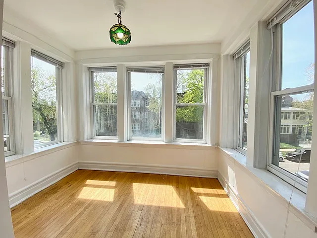 1228 W Winnemac Ave #2 — Photo 2