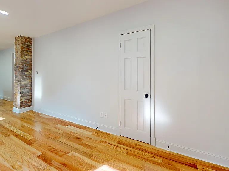 914 W 3rd St #1 — Photo 22