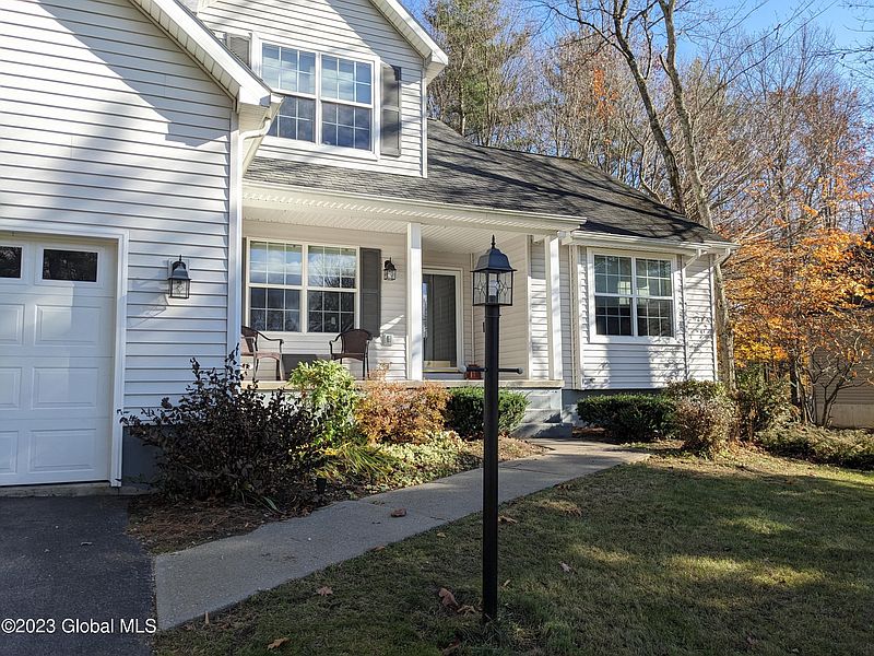 2nd image of 22 Dakota Drive
