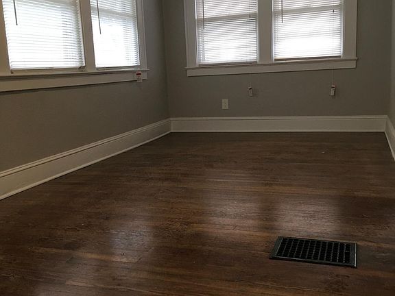 5th image of 5510 Forest Ave