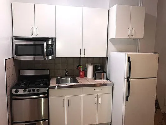 Rented by GPS Realty NYC | media 12