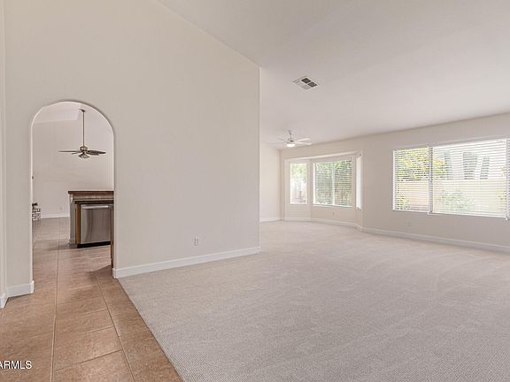 5th image of 3425 E ROSEMONTE Drive
