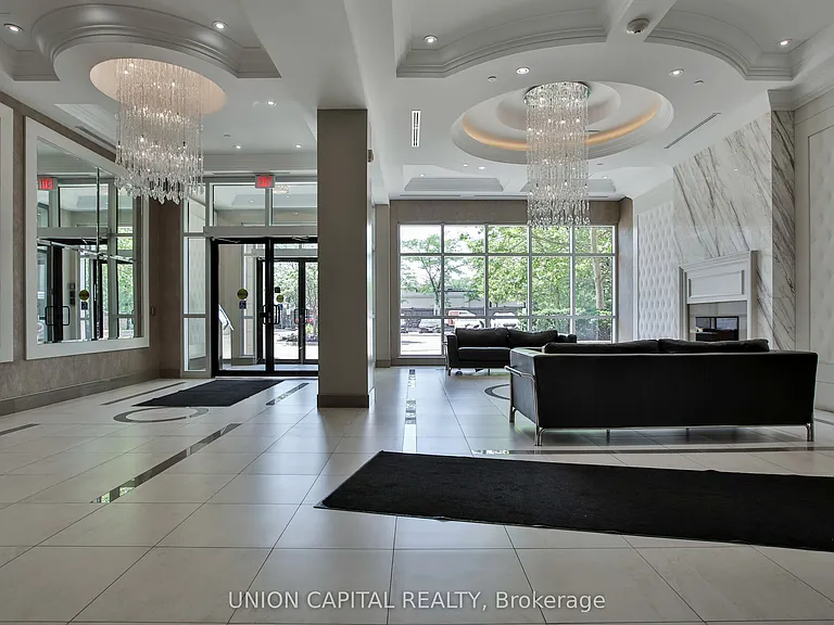 2396 Major Mackenzie Dr #108 — Photo 20