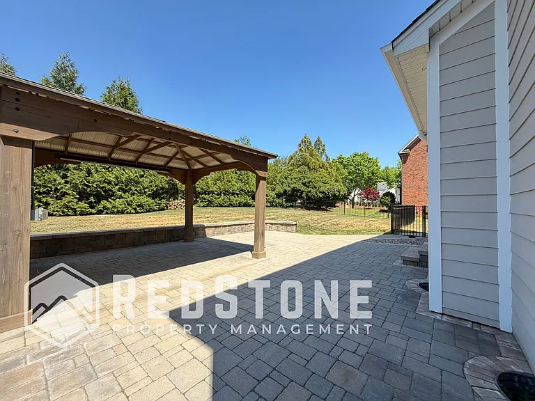 1823 Buxton Way — Photo 45