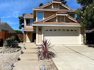 9300 Hoyleton Way, Elk Grove, CA 95758