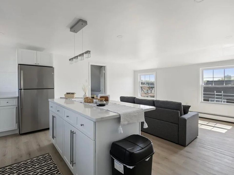 1st image of 1001 80th St APT 3