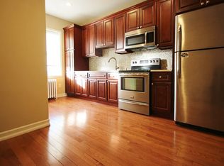 1869 Starr St #2F, Ridgewood, NY 11385