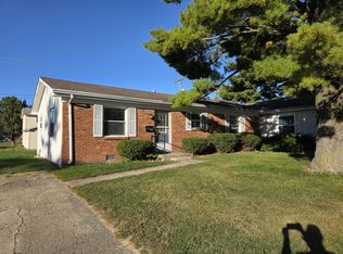23 Candlelite Ct, Greenfield, IN 46140