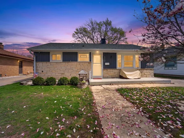 3240 South 72nd STREET, Milwaukee, WI 53219