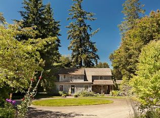 14381 Clackamas River Dr, Oregon City, OR 97045