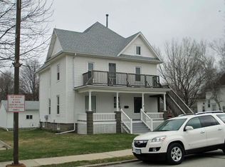 120 E Main St, Denver, IA 50622