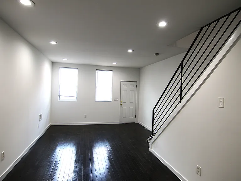 3149 Agate St — Photo 17