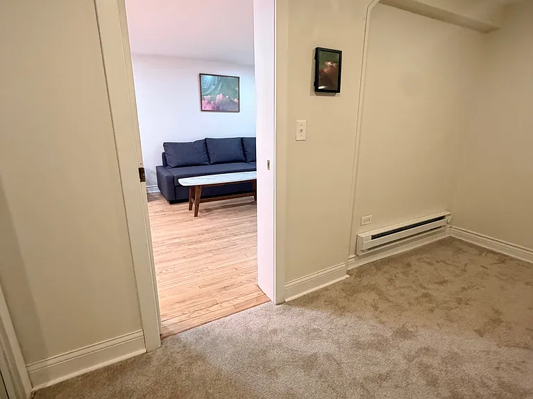1624 N Oakley Ave — Photo 15