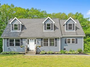 366 Bald Mountain Rd, Bernardston, MA 01337