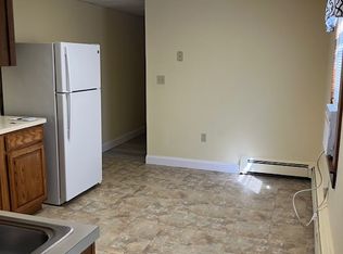 35 Taylor St #35, Waltham, MA 02453