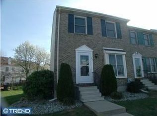 107 Cannonball Ln, Newark, DE 19702