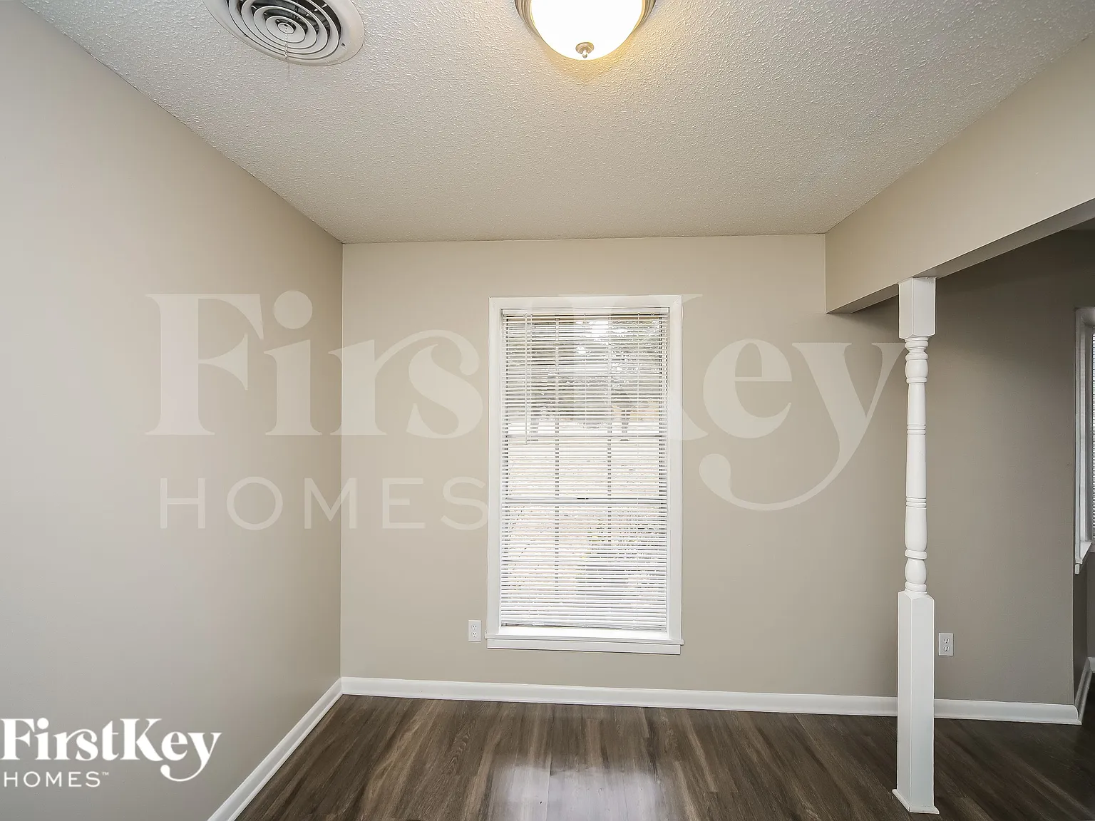 4 bed, 3.0 bath, 2174 sqft, $1,975 — Photo 4