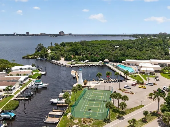 14527 Paul Revere Loop, North Fort Myers, FL 33917