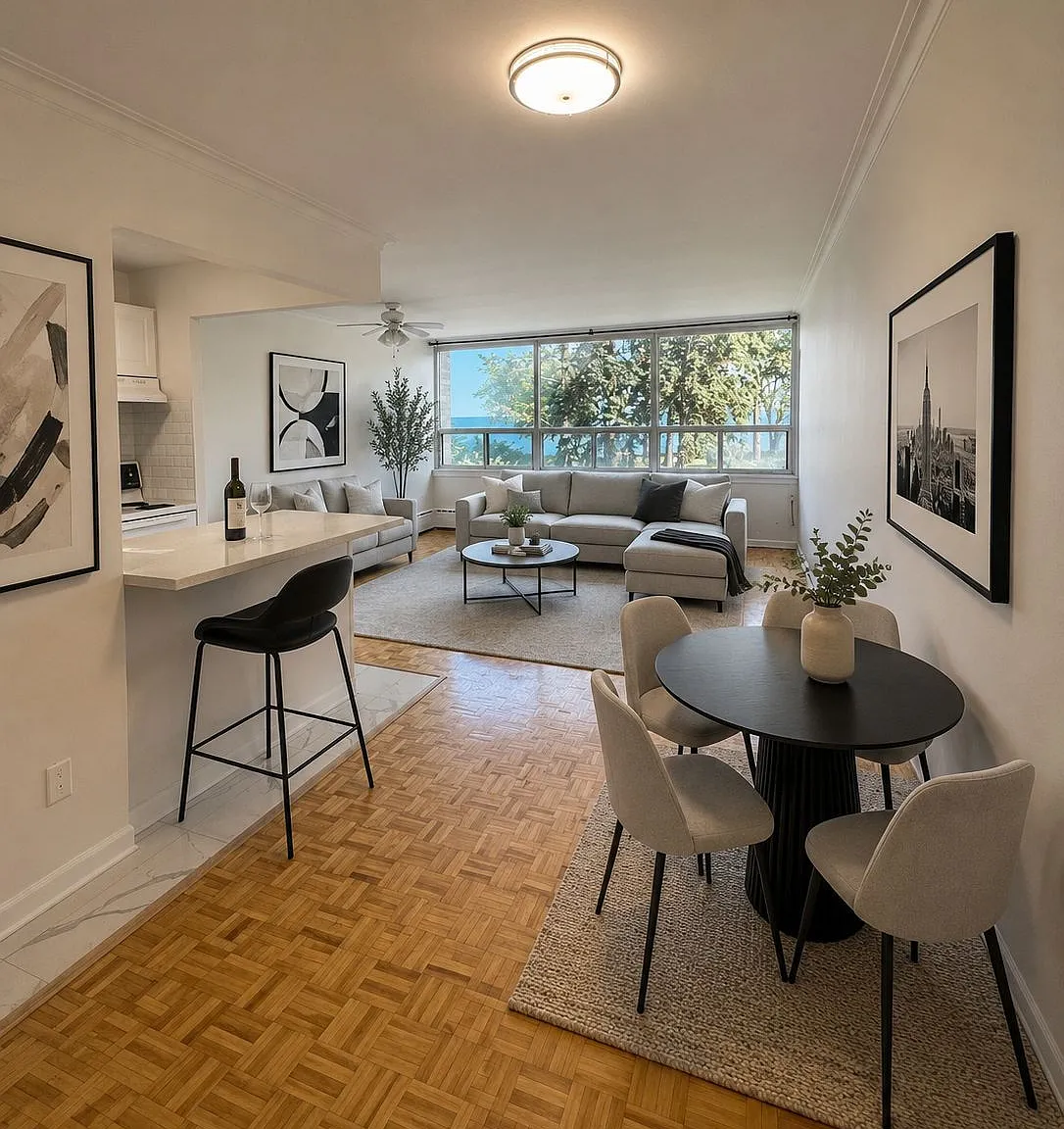 2 Royal York Apartments — Photo 1