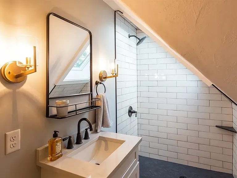 133 Court St #3 — Photo 8