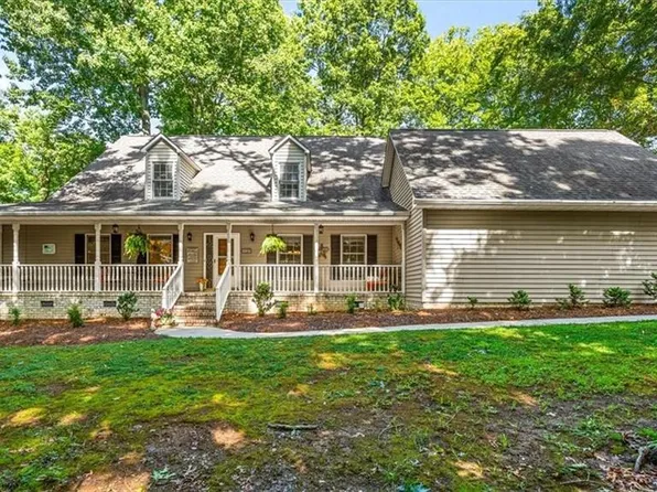 4591 Abbey Park Rd, Kernersville, NC 27284
