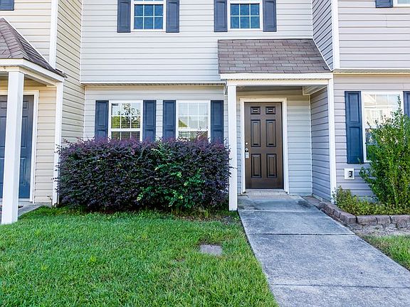 2nd image of 202 Lanieve Ct Unit 5
