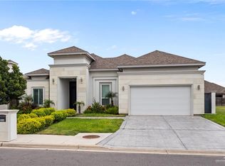 904 W Arapaho Ave, Pharr, TX 78577