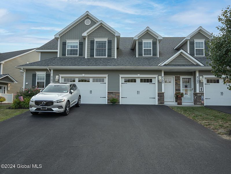 2nd image of 2102 Brunswick Meadows Way