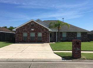 30 Ridgewood Dr, La Place, LA 70068