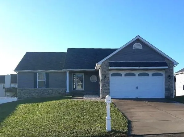 110 Quail Creek Dr, Wright City, MO 63390