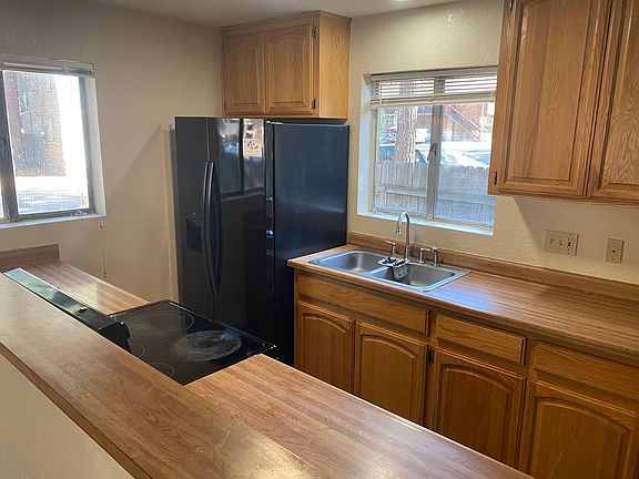 5th image of 1036 Moss Rd APT 7