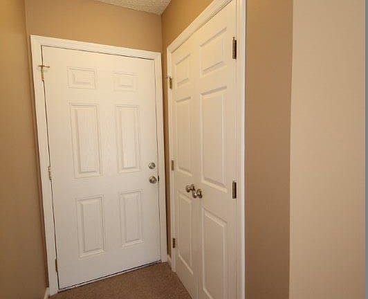 3rd image of 404 Twin Creeks Dr