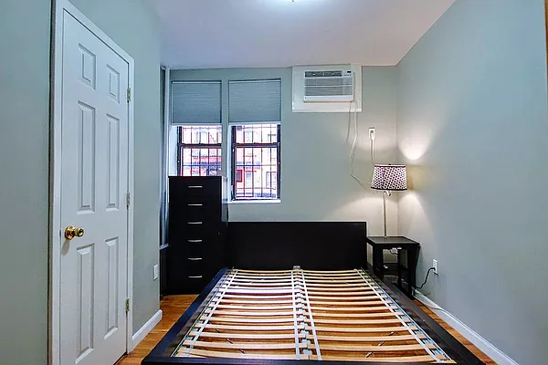 Rented by REAL New York | media 4