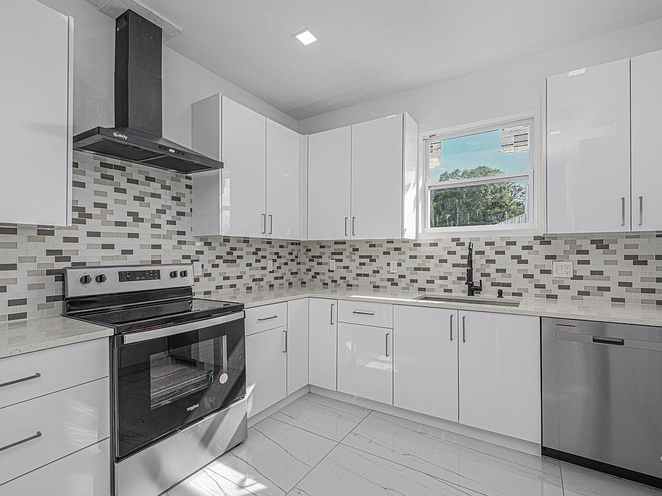 1st image of 5312 Deleon Avenue