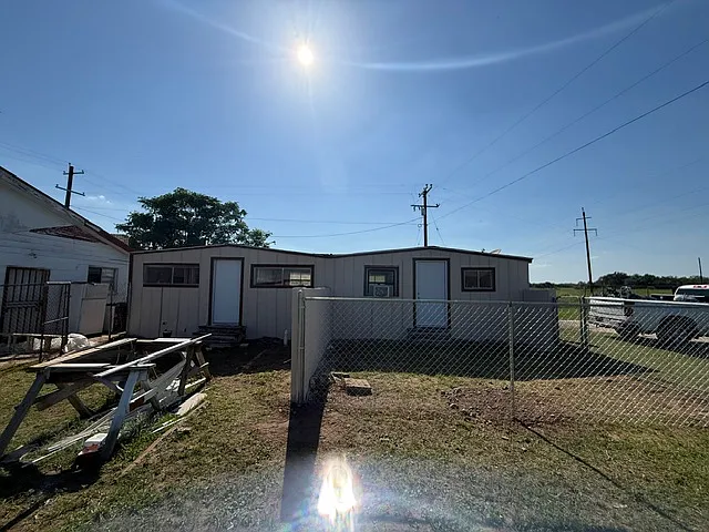 1 bed, 650 sqft, $750 — Photo 3