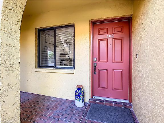 3rd image of 9895 Citadel Ln Unit 102
