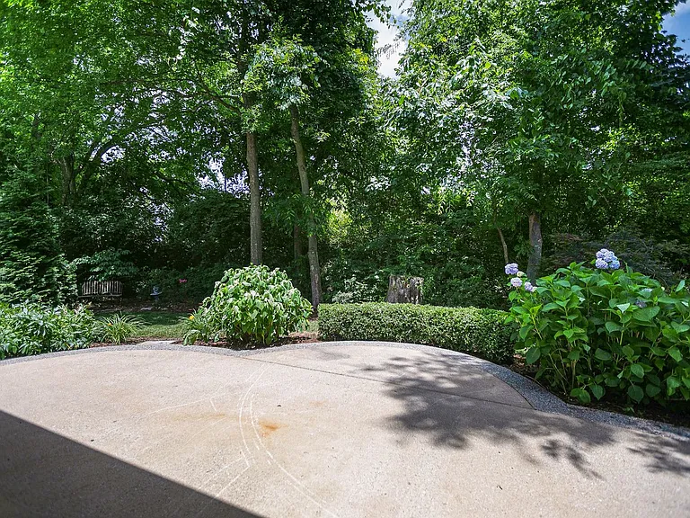 143 Gardenia Way — Photo 27