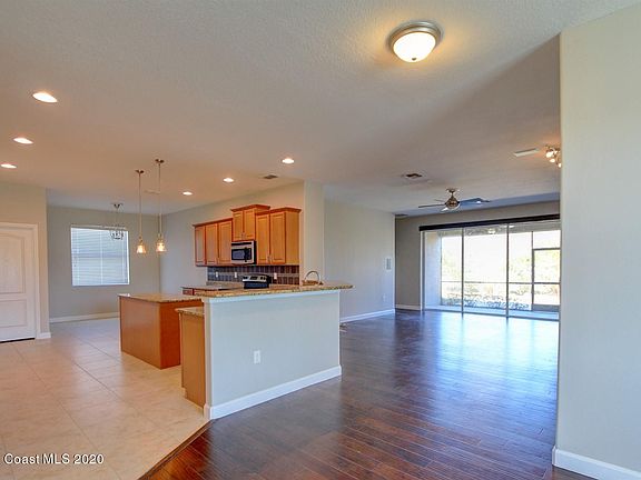 5th image of 5918 Croydon Ct #0