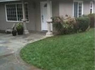 197 N El Monte Ave, Los Altos, CA 94022