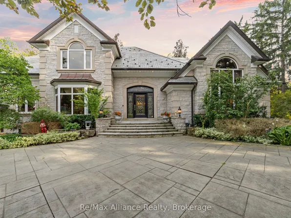 1024 Linbrook Rd, Oakville, ON L6J 2L1