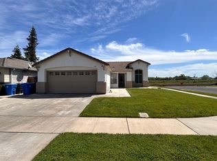 1150 Cherry Oak Ln, Manteca, CA 95336